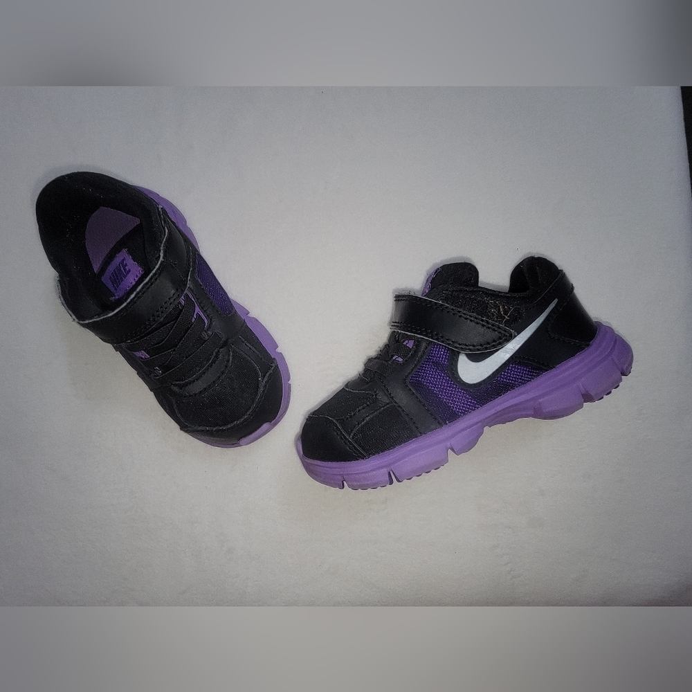 Nike duel fusion toddler shoe sz 7c